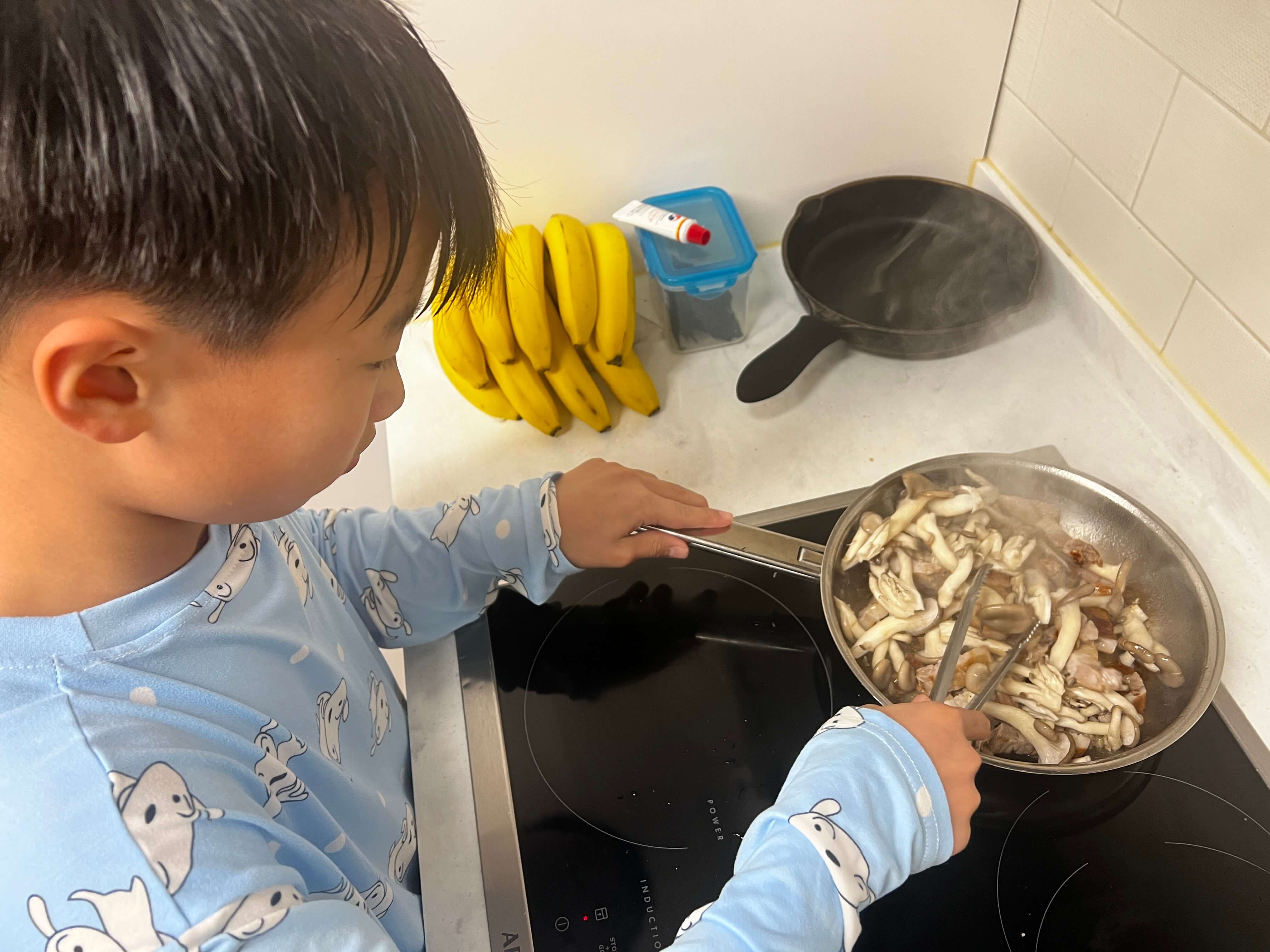 수확한 버섯으로 요리하기