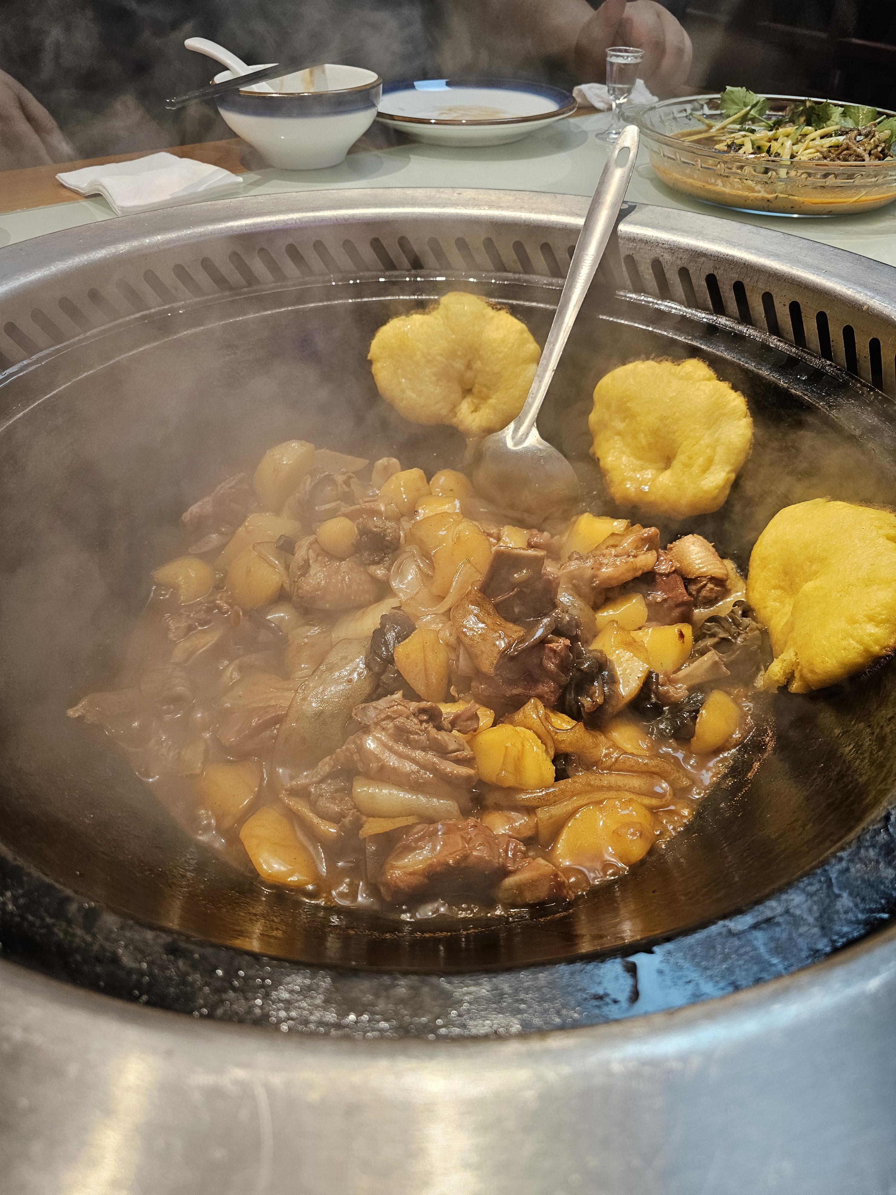 중국음식 铁锅炖