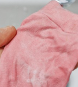 옷에 파운데이션 지우기