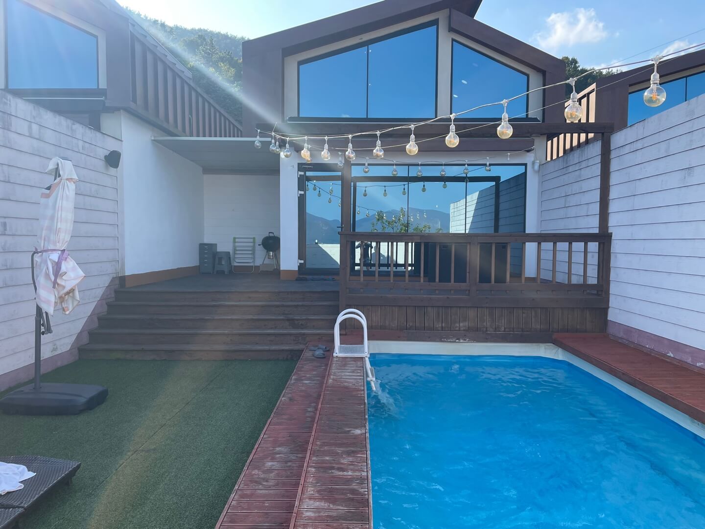 엘시아 애견풀빌라