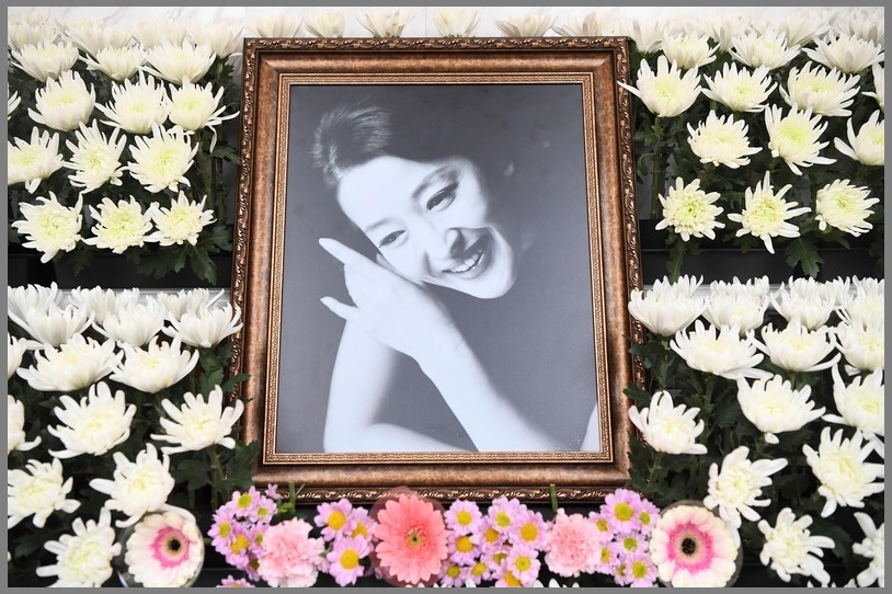 배우 윤석화 별세