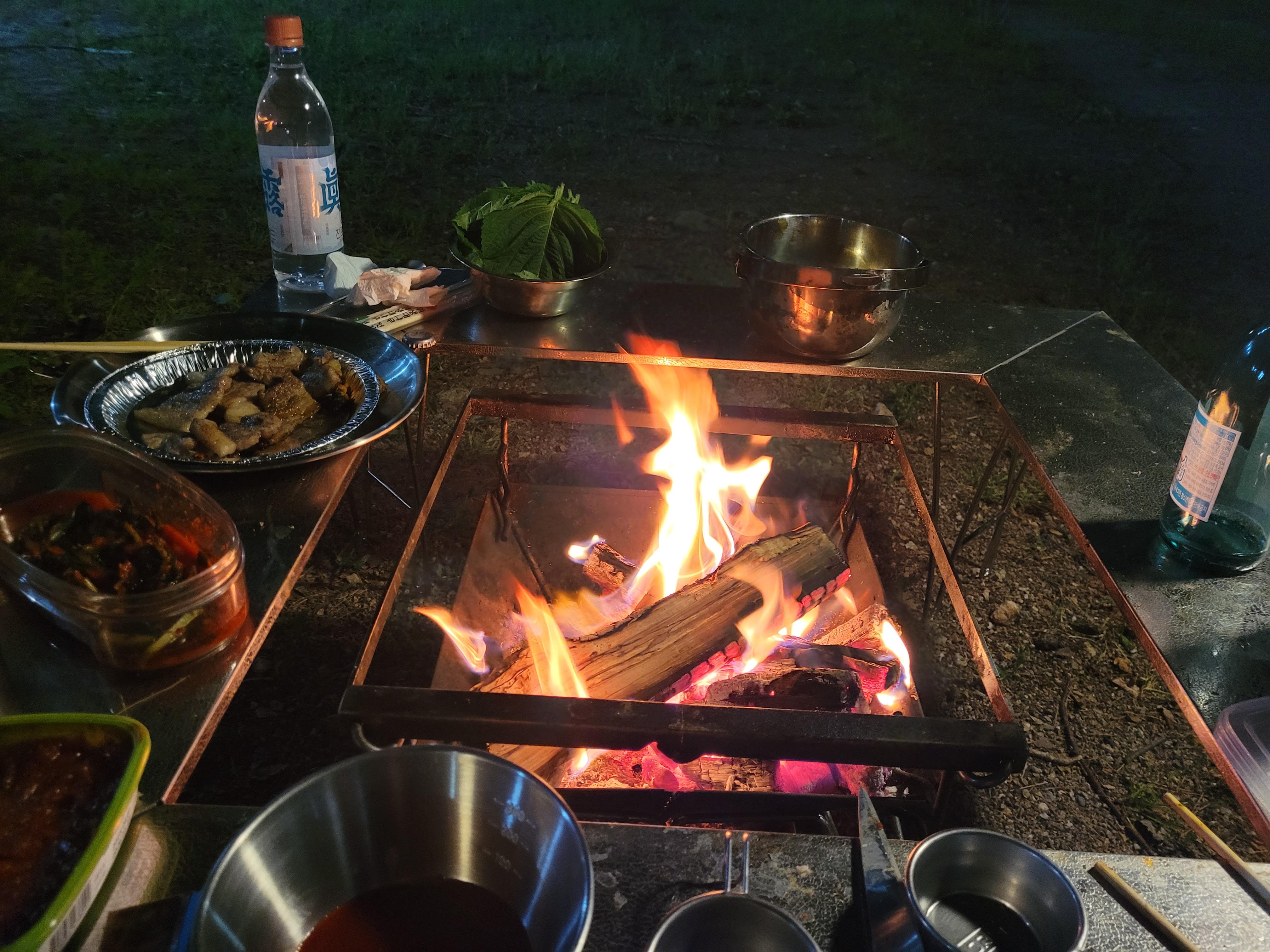 캠핑의 꽃 불멍의 시간