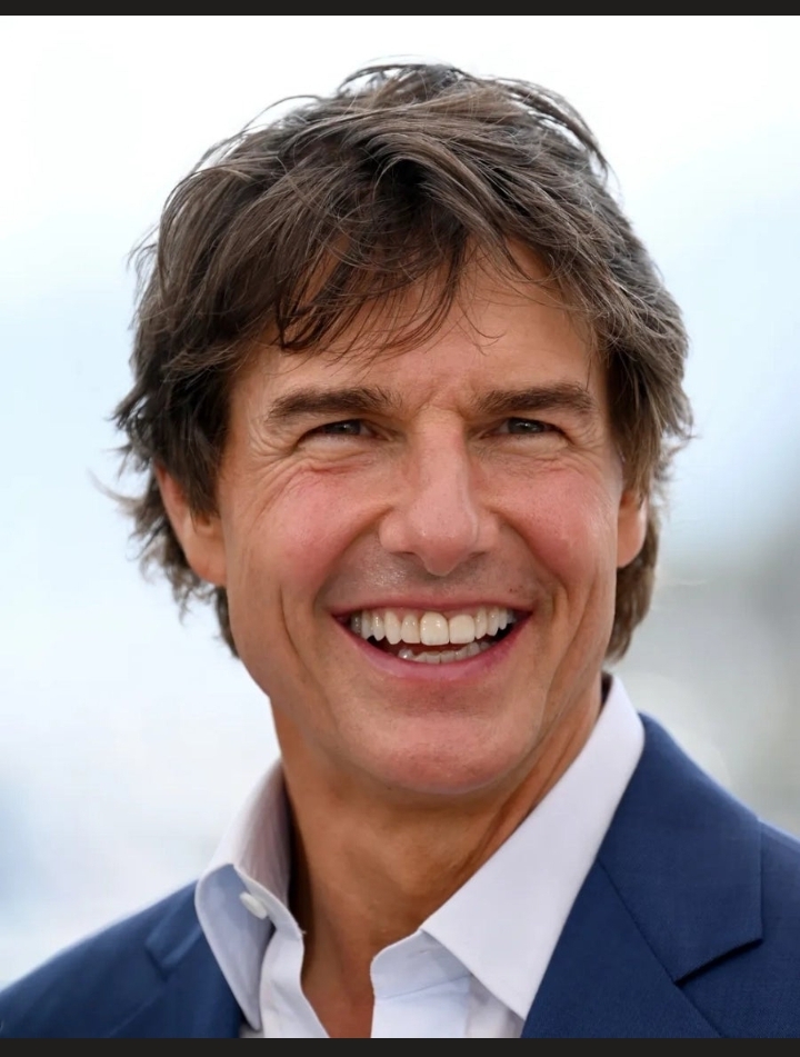 주인공 톰 크루즈