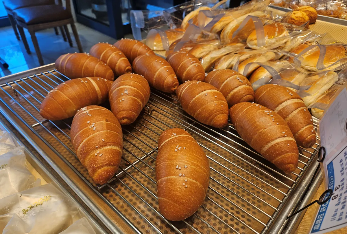 경기도-포천시-100년단팥빵-진열빵-소금빵