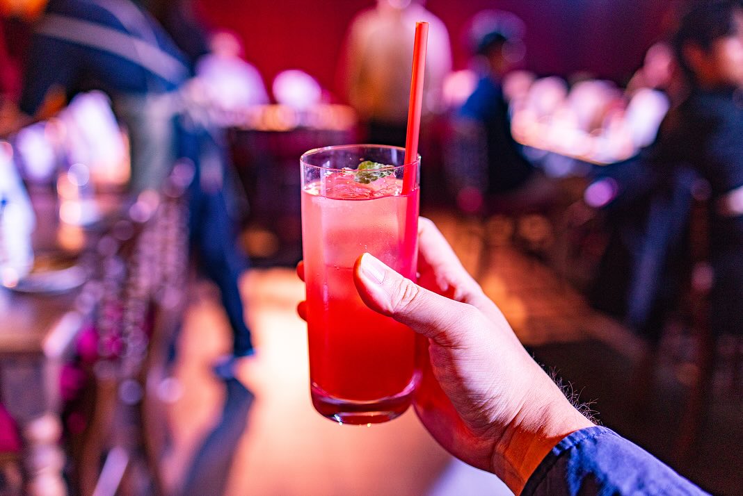 성수동 이색 술집 '캬바레 성수'