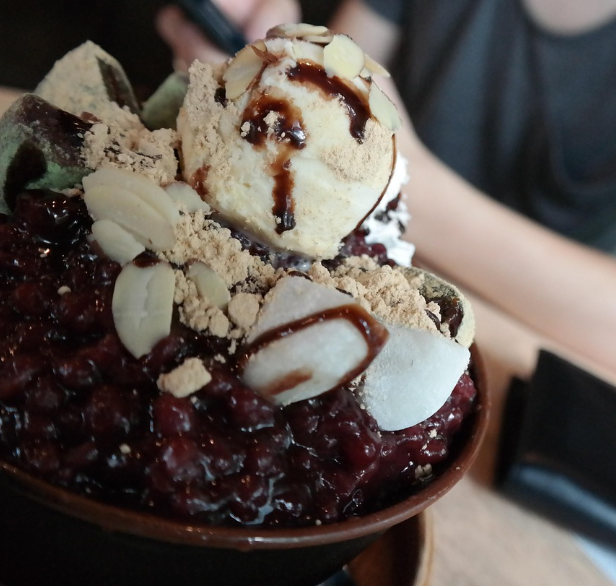 한국대표 여름 디저트 팥빙수의 토핑과 레시피