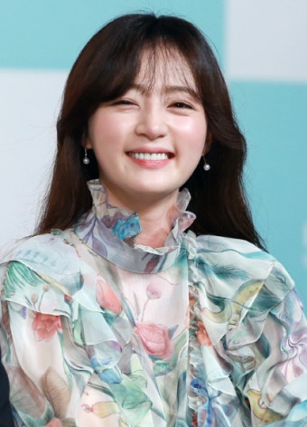 송하윤 사실무근,송하윤 학폭,송하윤 학폭논란,송하윤,학폭 사실무근, 학폭 논란, 송하윤 공식입장, 유포자 고소, 명예훼손, 연예인 논란, 송하윤 복귀,송하윤 증거, 송하윤 증거자료