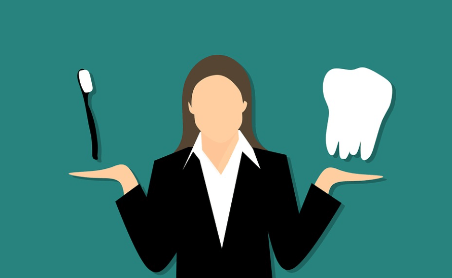 편도결석 제거법으로 치아 관리를 하기 위한 칫솔과 치아