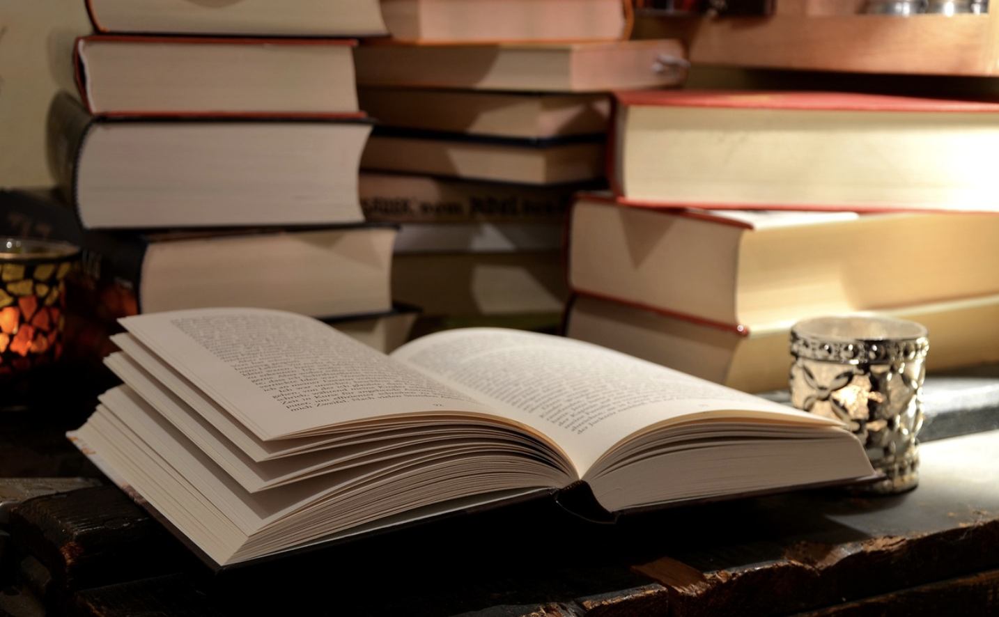 책을 주제로 한 심리테스트 &ndash; &lsquo;내 독서 취향은?&rsquo;, &lsquo;내가 책 속 캐릭터라면?&rsquo;