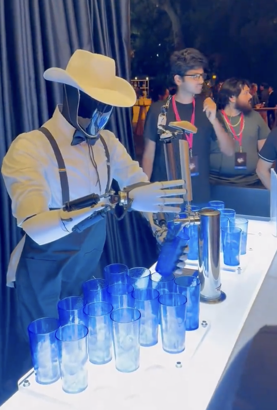 테슬라 휴머노이드 로봇 옵티머스