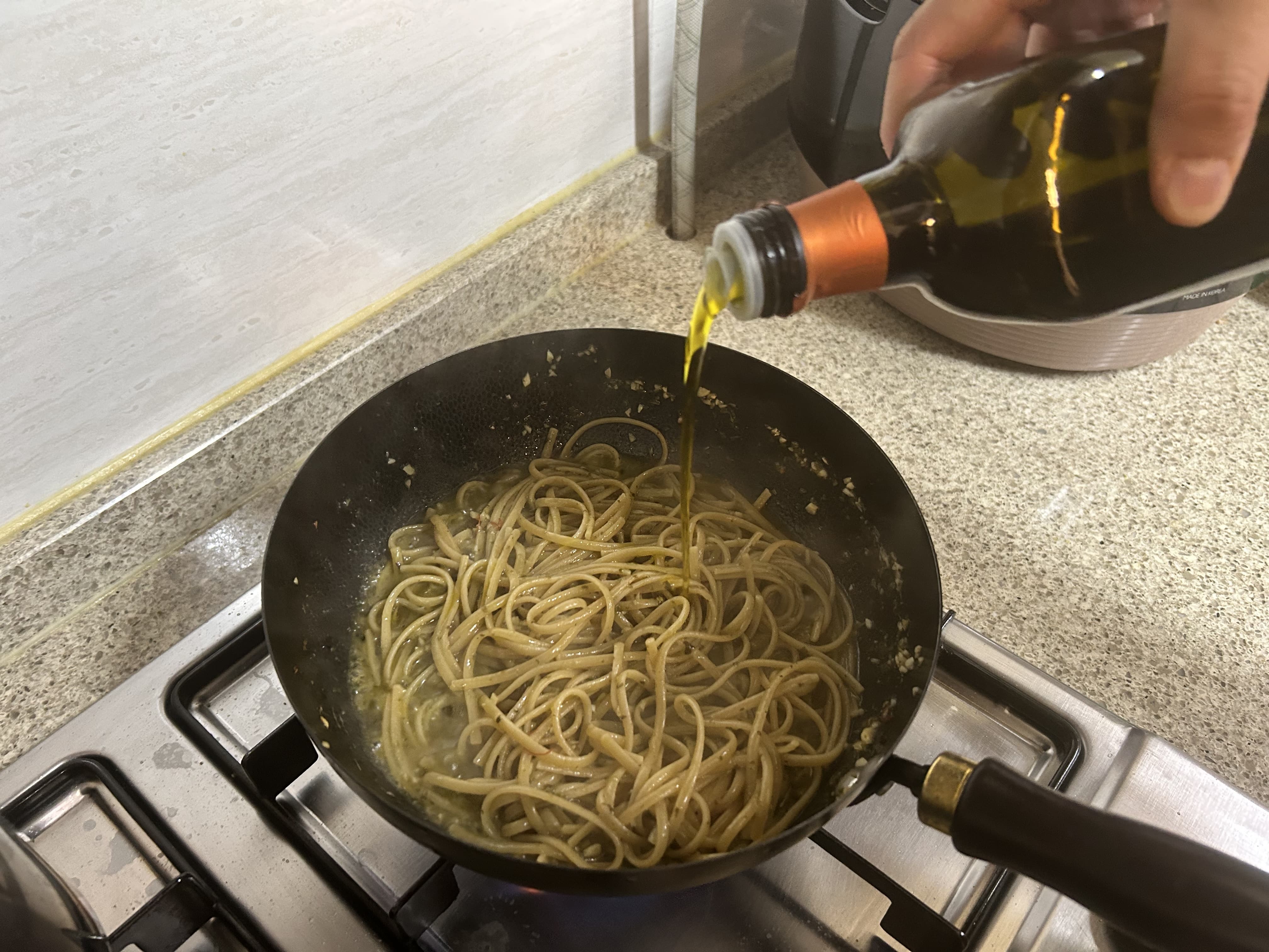 [chef&amp;#44; Daddy] 바질페스토 + 알리오올리오 조합! 실패 없는 고소한 오일 파스타 레시피