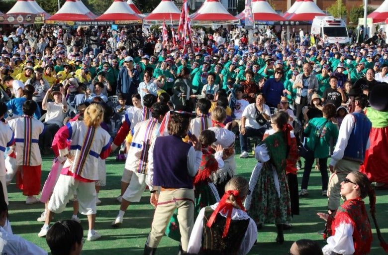 2025 안동 국제 탈춤 페스티벌 – 전 세계가 함께 춤추는 전통의 향연 관련 사진