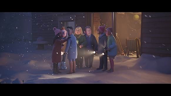 눈 오는 밤, 플래시를 든 가족들이 집 앞에서 재회하는 장면