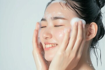 자극 없이 여드름 없애기: 민감성 피부를 위한 홈케어 가이드