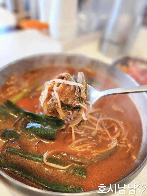 하남 명인대동양평해장국 육개장 – 칼칼하면서도 기름기 적은 깔끔한 국물