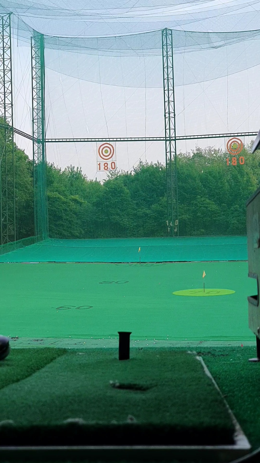 인도어 골프연습장