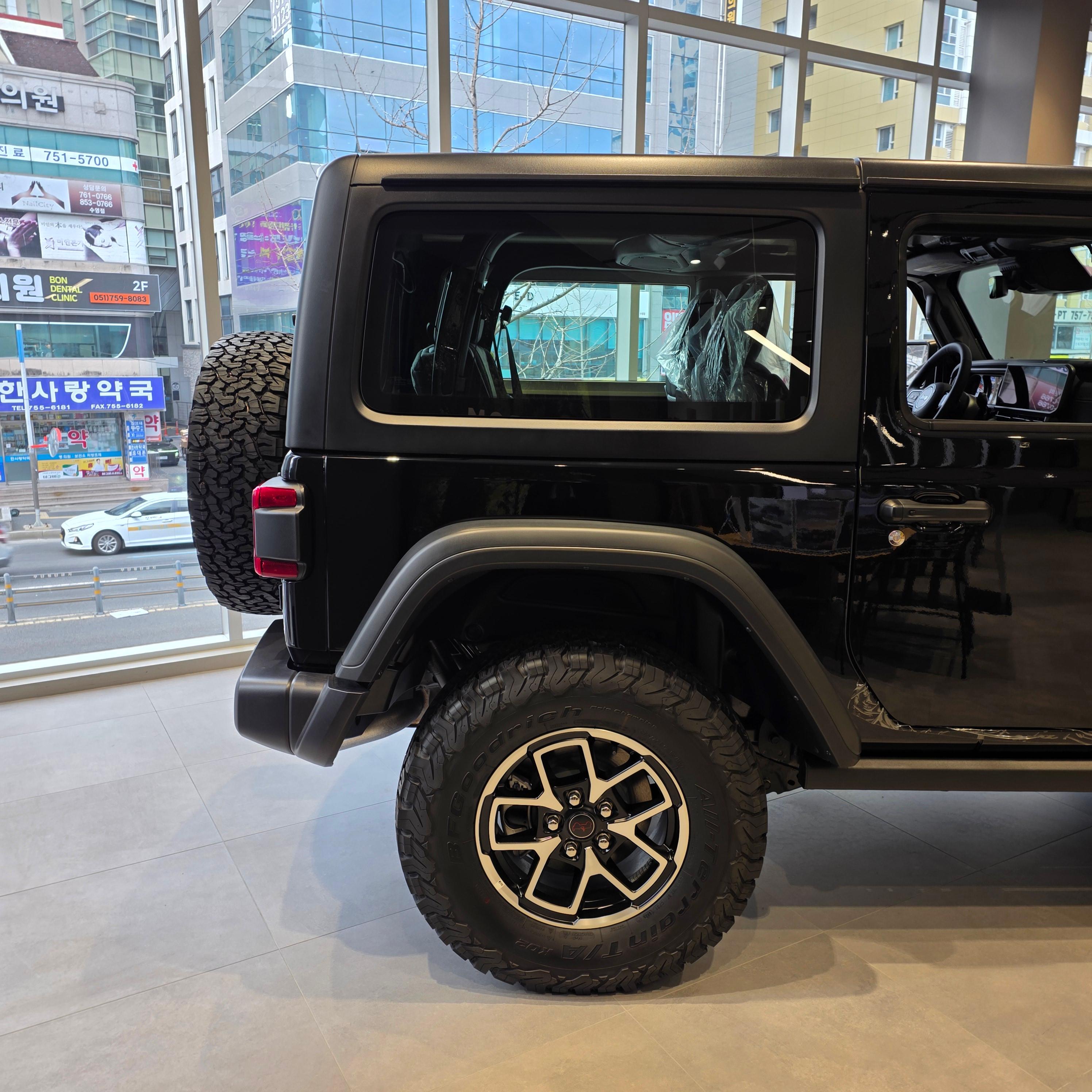 지프 랭글러 2도어