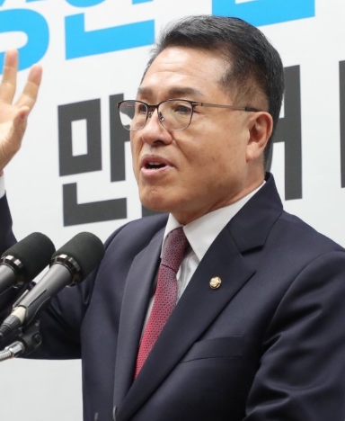 정운천 국회의원 프로필 나이 고향 학력 재산 여론조사