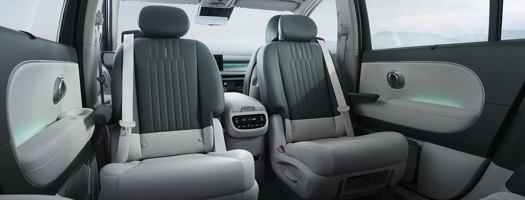 아이오닉9 2열 스위블 시트 선택하면, 100만원 할인 가능