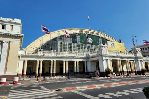 플레이어2 촬영지 태국 푸알람퐁 중앙역