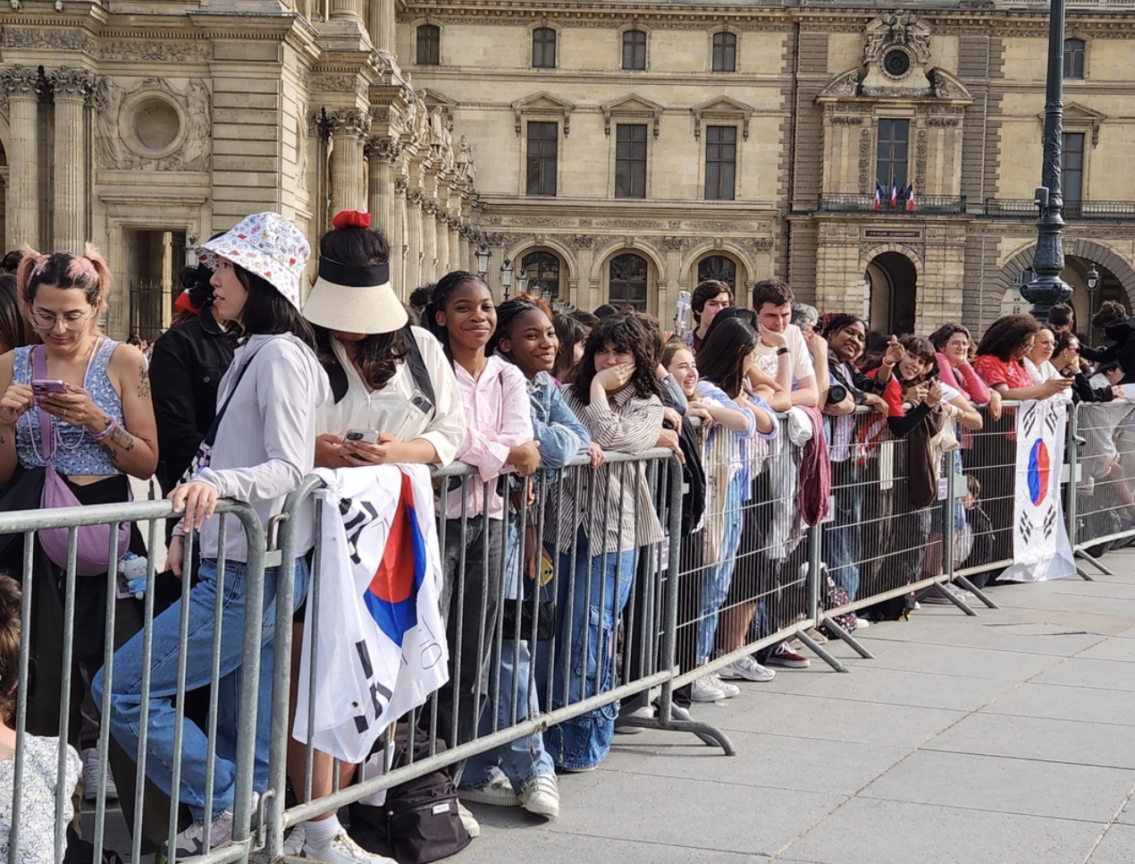 BTS 진, 파리올림픽 성화봉송