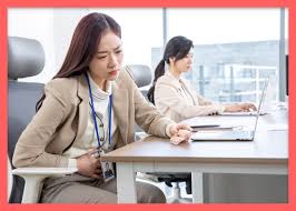 오른쪽 갈비뼈 아래 통증