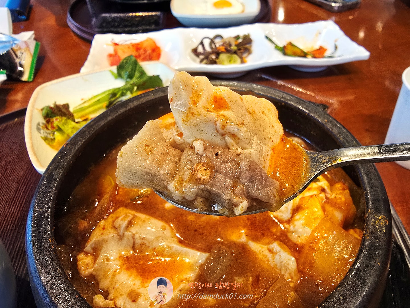 찌개정식(고기듬뿍순두부찌개)