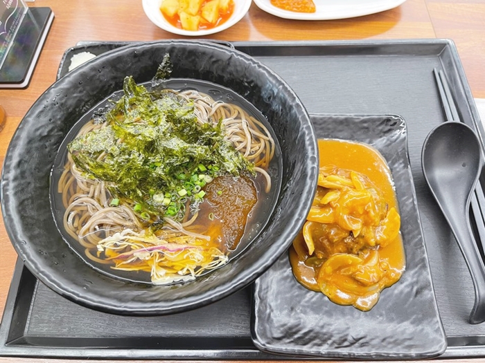 냉모밀-함박스테이크