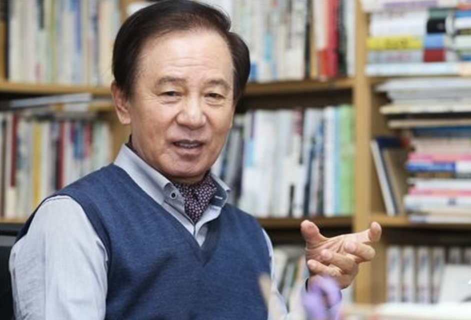 김홍신 작품활동