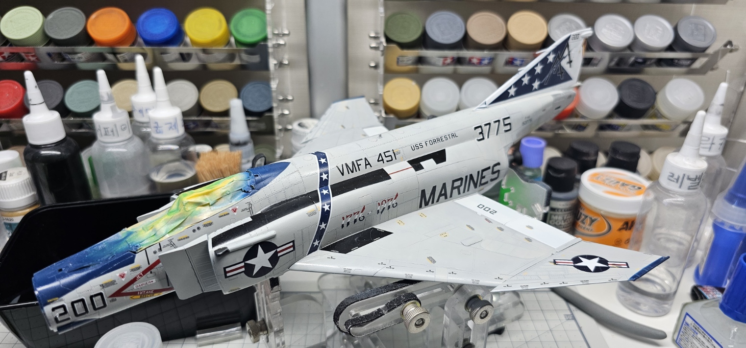 데칼-작업-완료-후-클리어-코팅