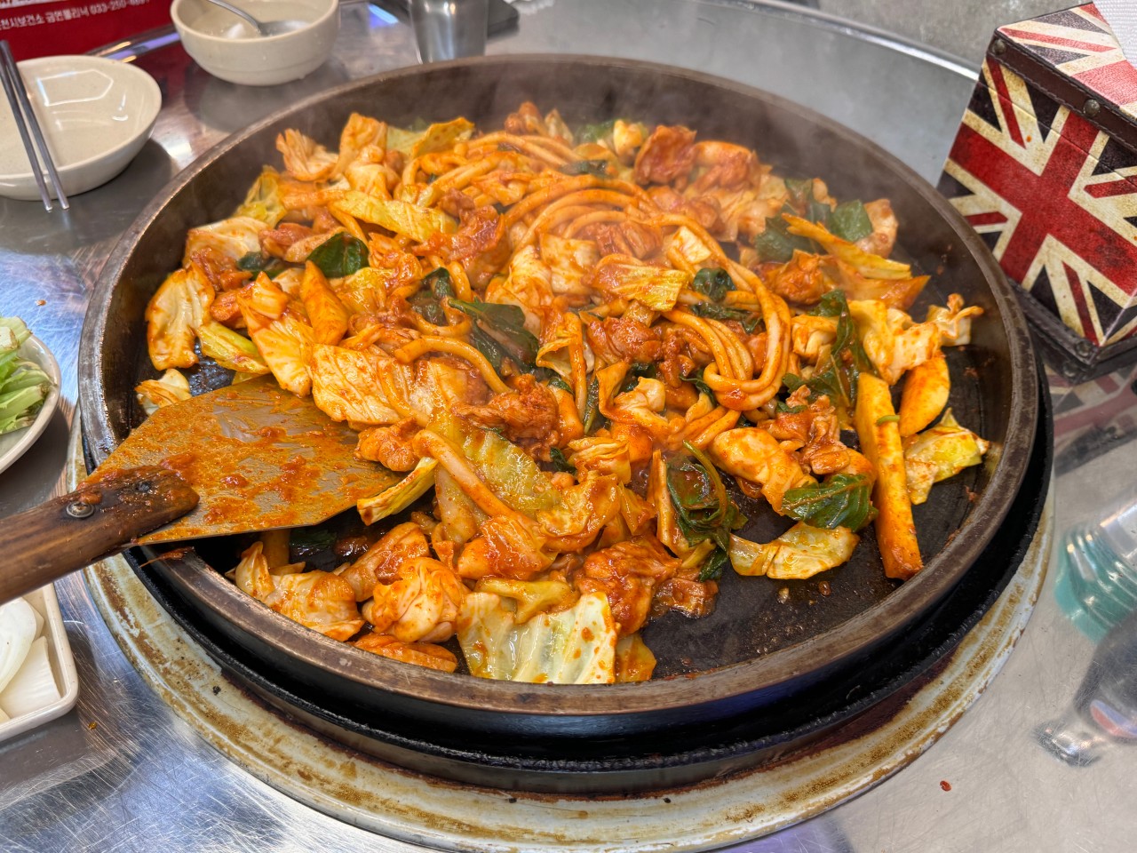 춘천 명동 닭갈비 골목