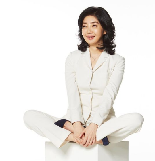 여에스더 영업정지 2개월