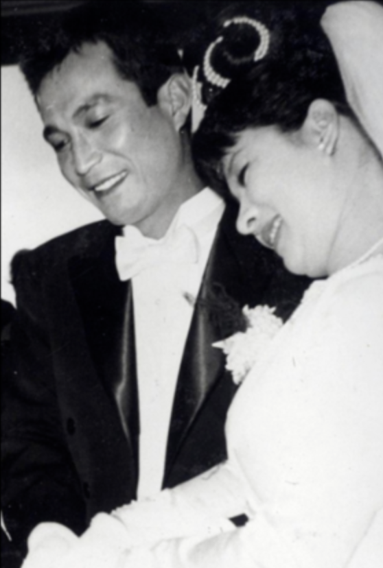 엄앵란 신성일 결혼식