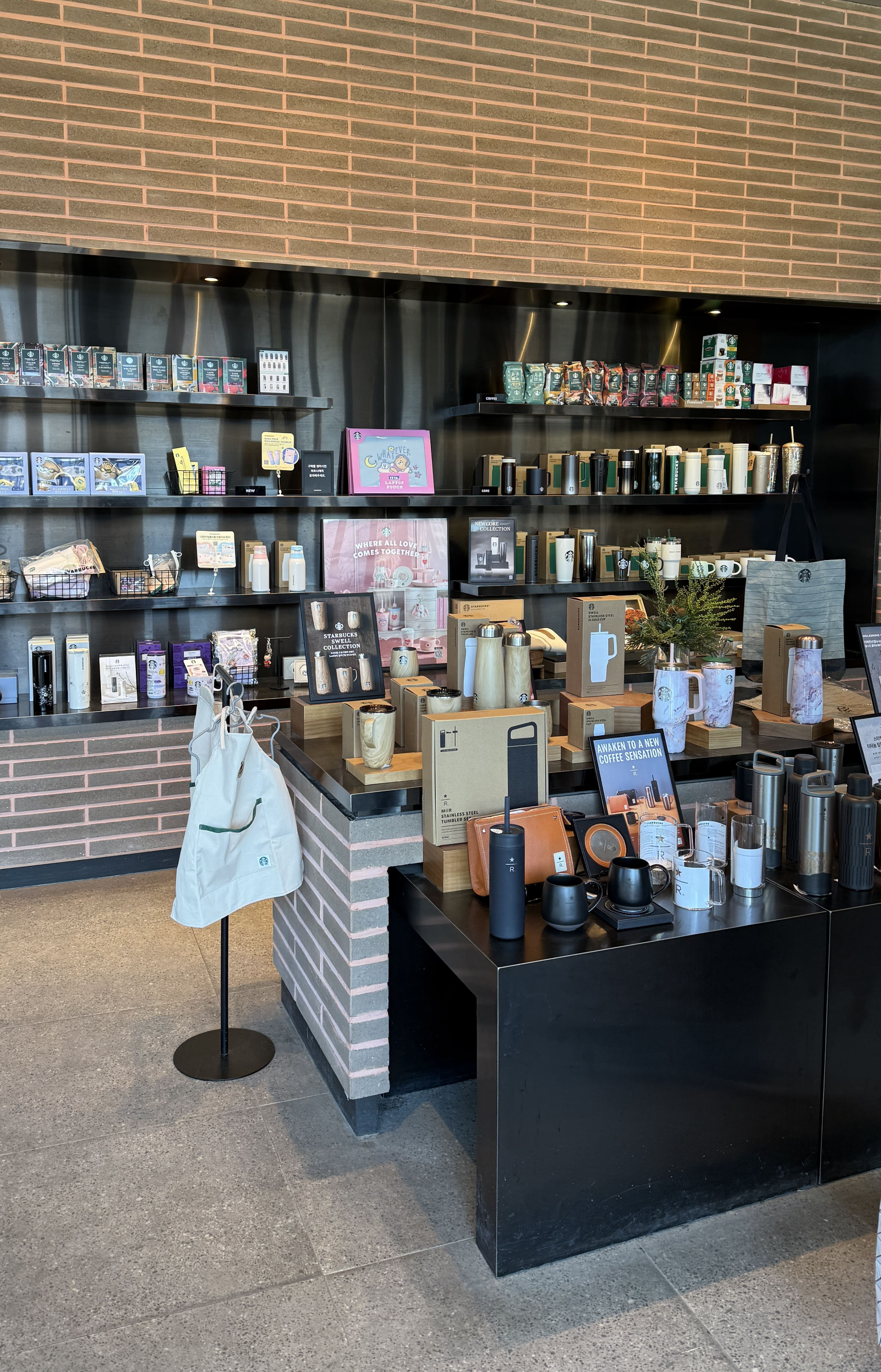 더북한산 스타벅스