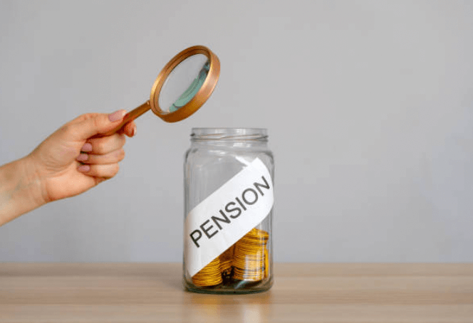 퇴직 후 국민연금&amp;#44; 유지할까? 해지할까?