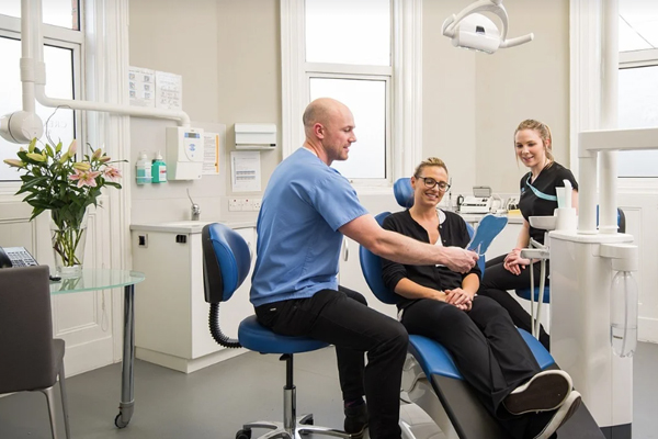 턱관절 장애증상과 원인 치료 이미지