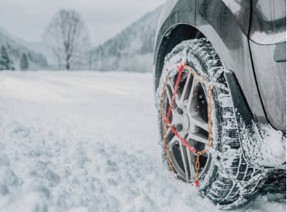 겨울철 눈길&middot;빙판길 안전 운전 주의사항 준비할 점 