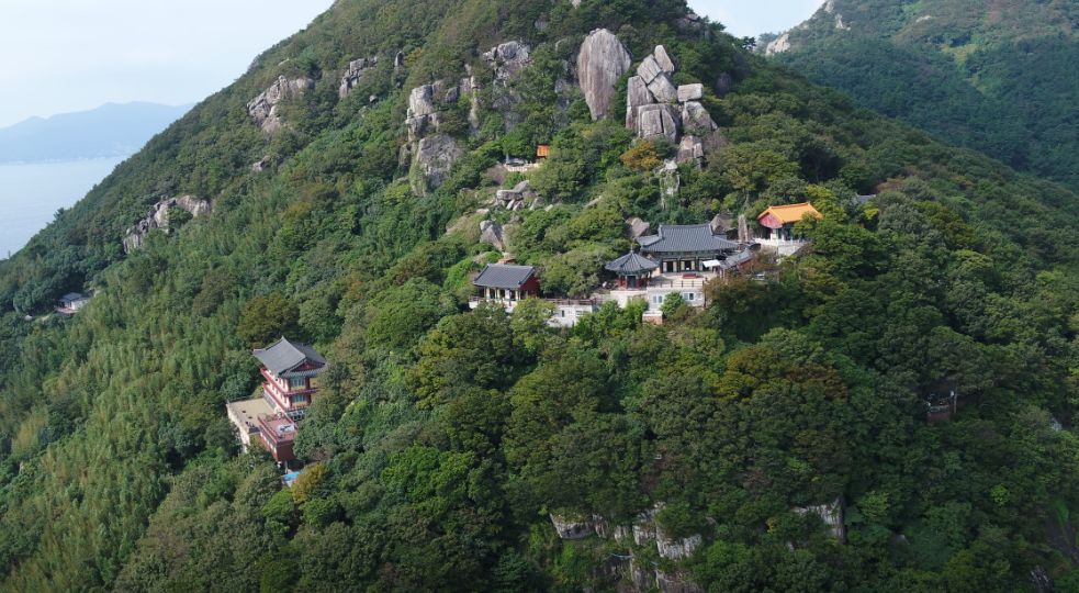 향일암 전경 사진 이미지