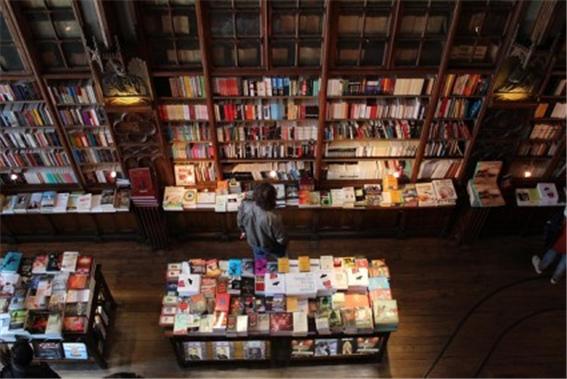 수많은 책 중에 나에게 맞는 책을 매일 독서를 통해 찾아보자