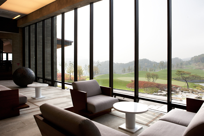 360도 컨트리클럽 (360&ordm; COUNTRY CLUB)