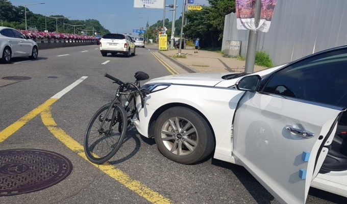 도로위_사고_사진