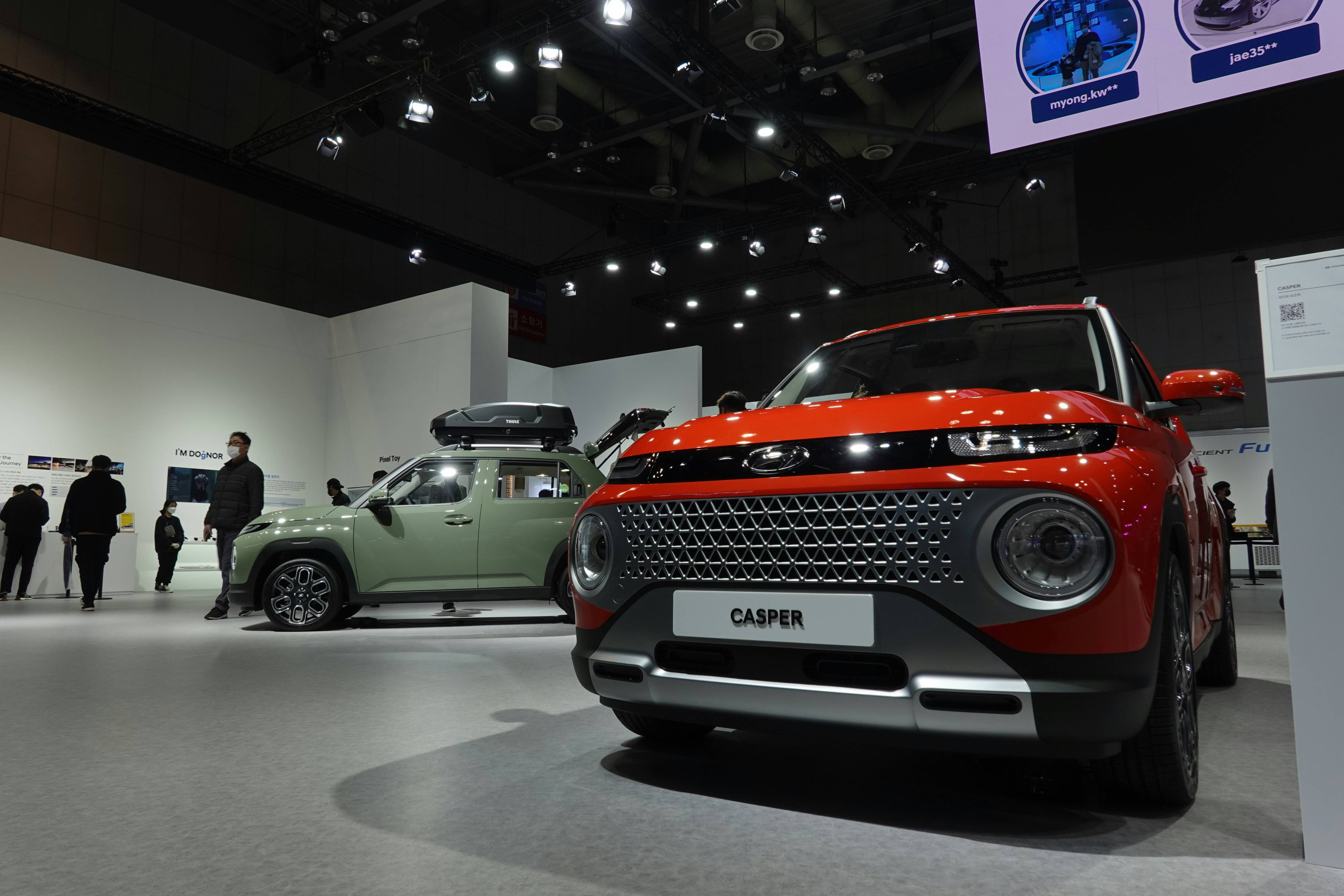 자동차 및 페달 이미지