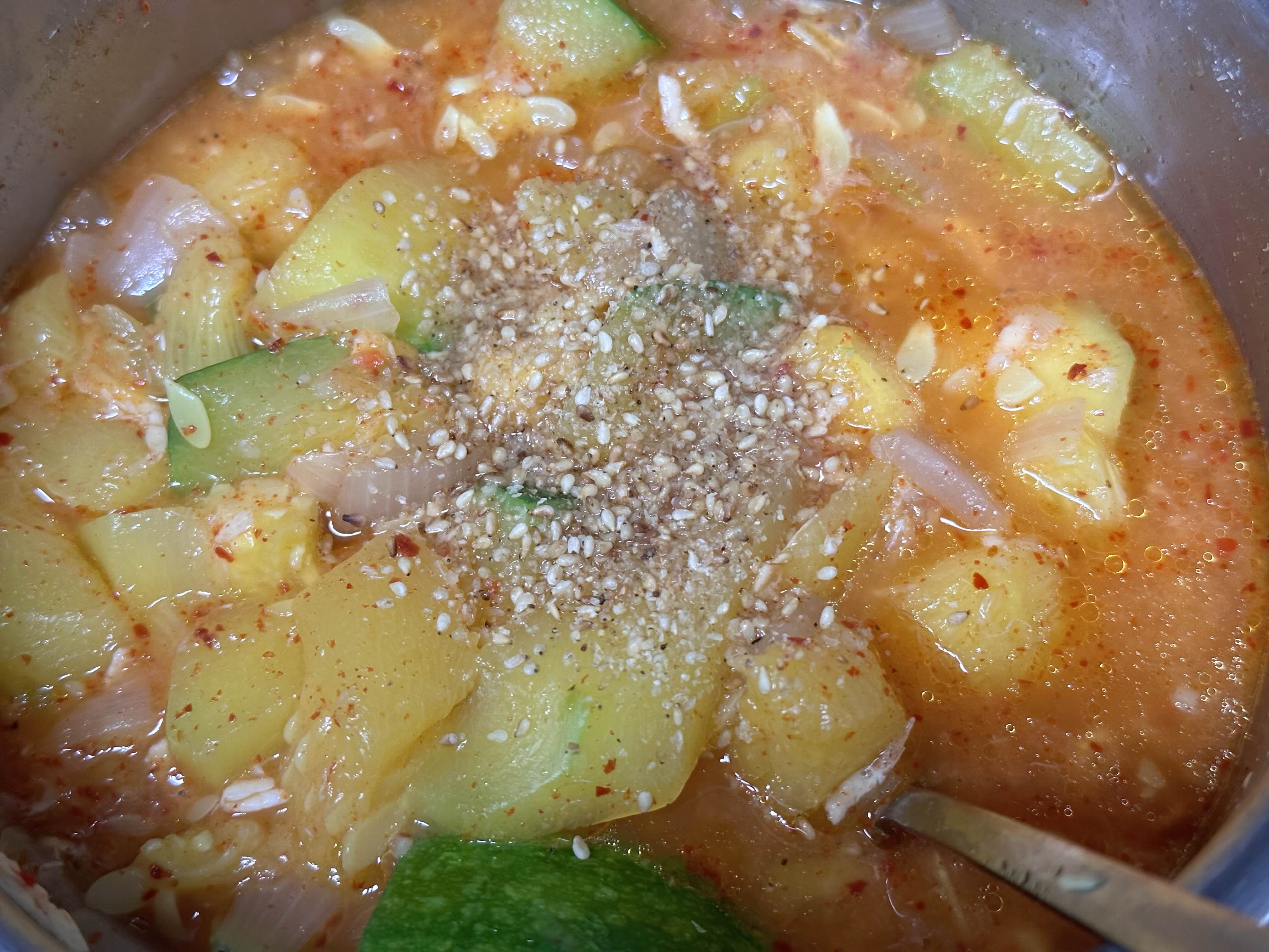 둥근호박찌개