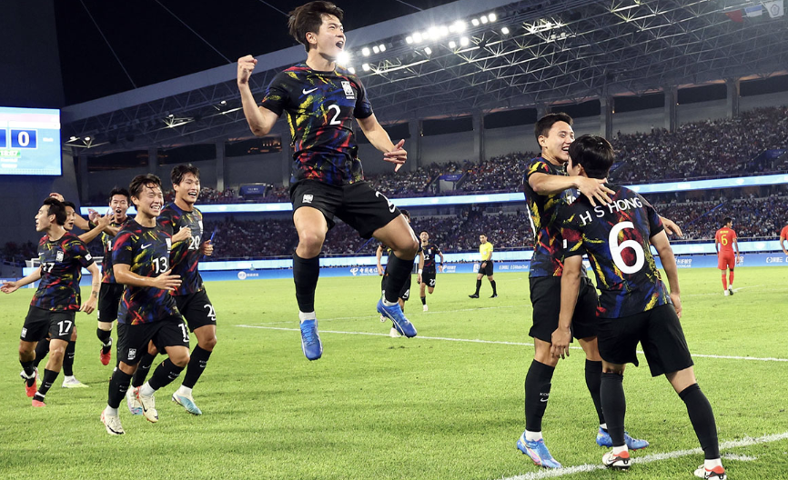 남자 축구 8강 중국 2:0 승리