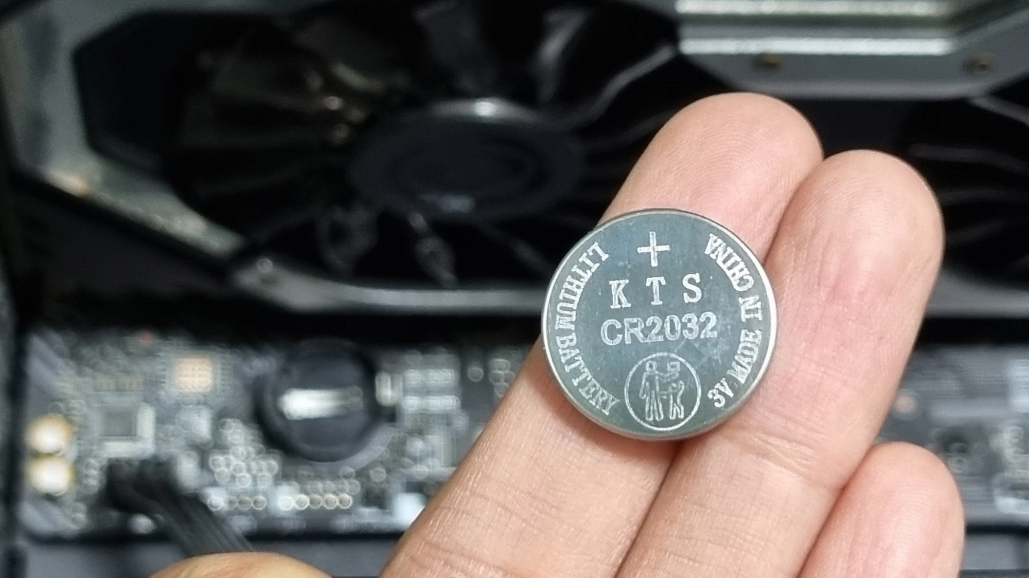 컴퓨터 메인보드 배터리 규격