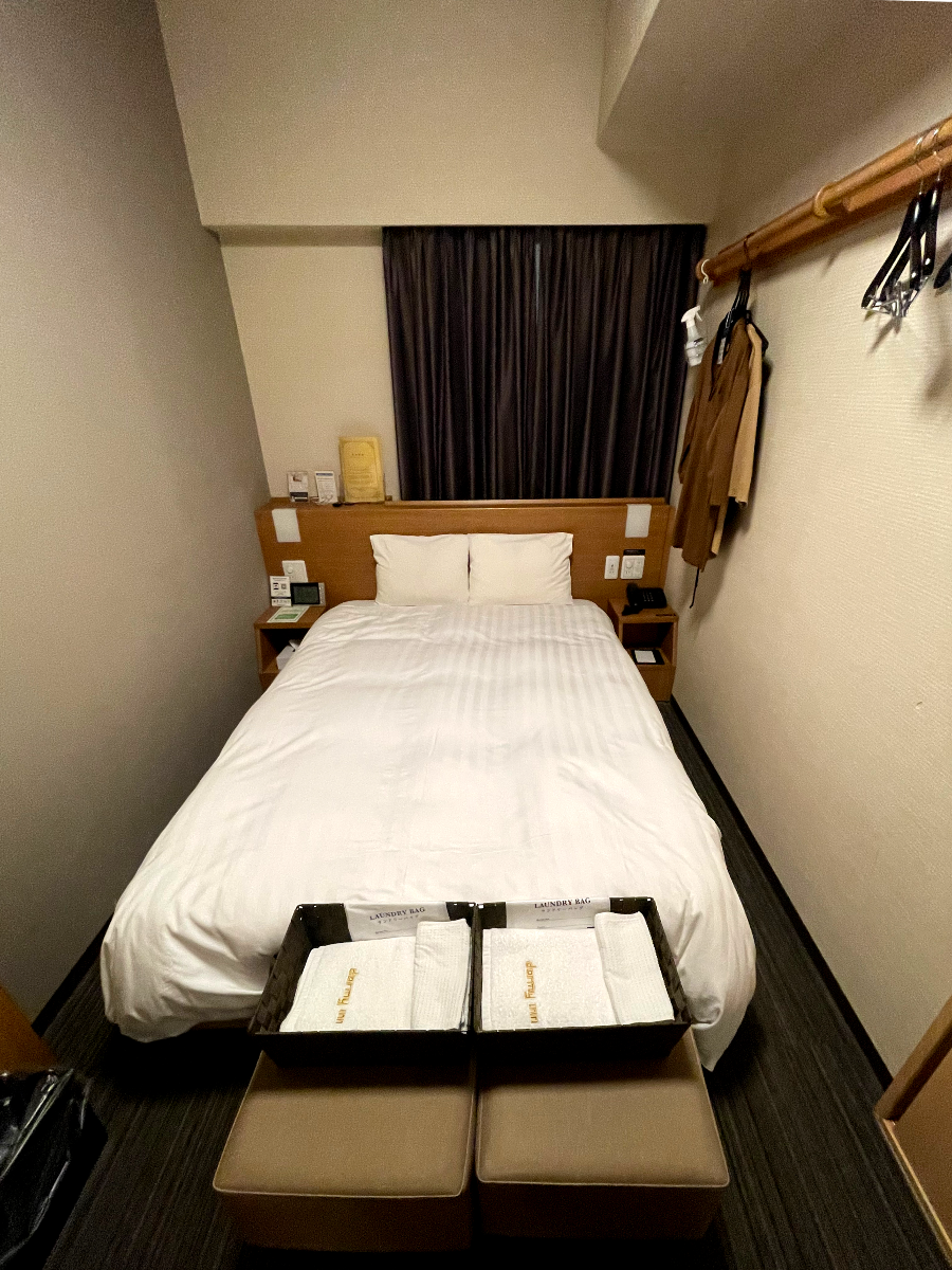 호텔 도미인 아키하바라 더블룸 실제