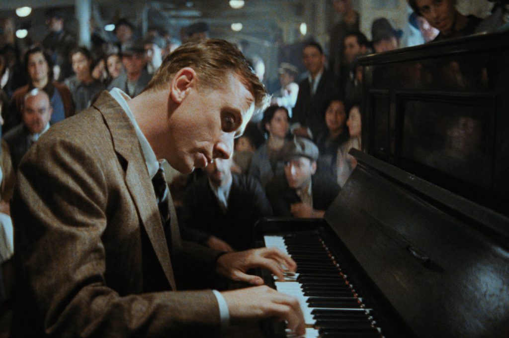 <피아니스트의 전설> 장면 중에서