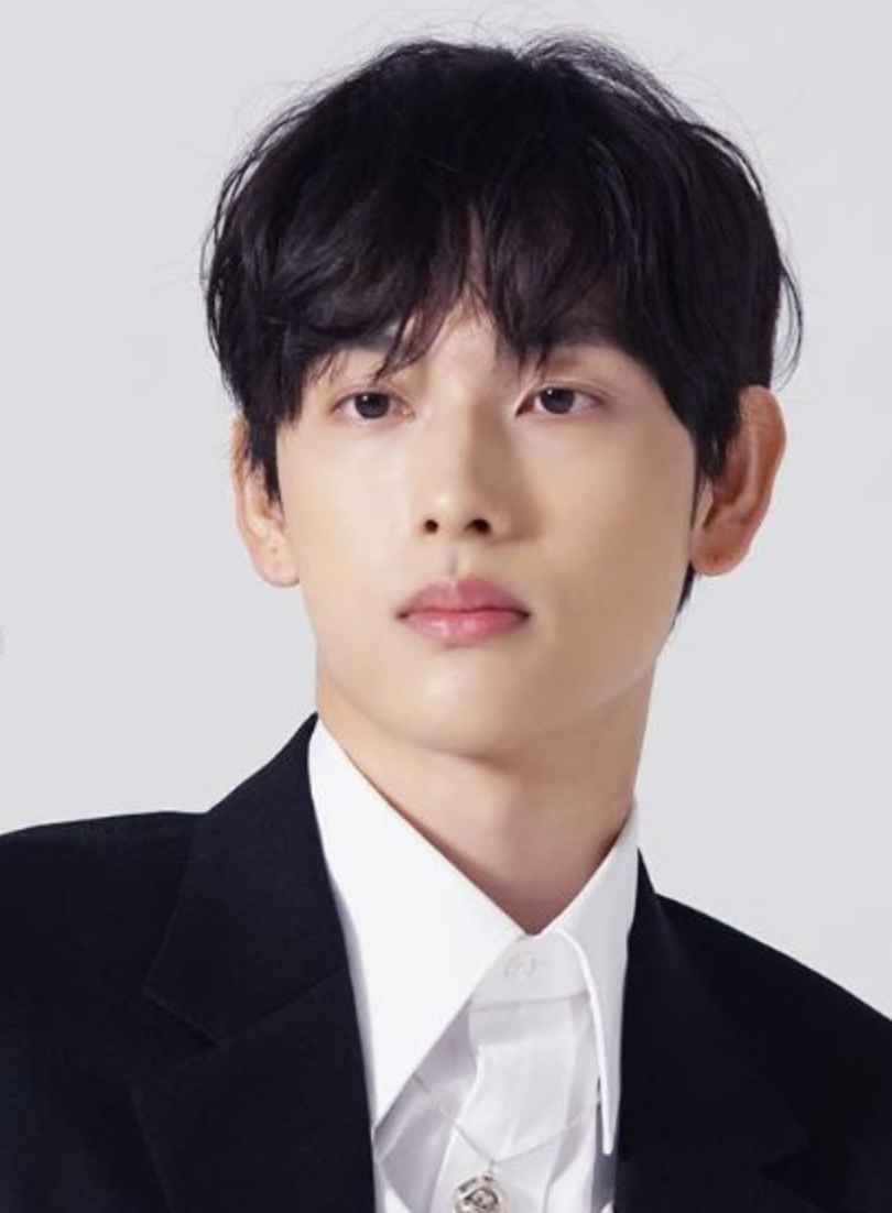 임시완 외모