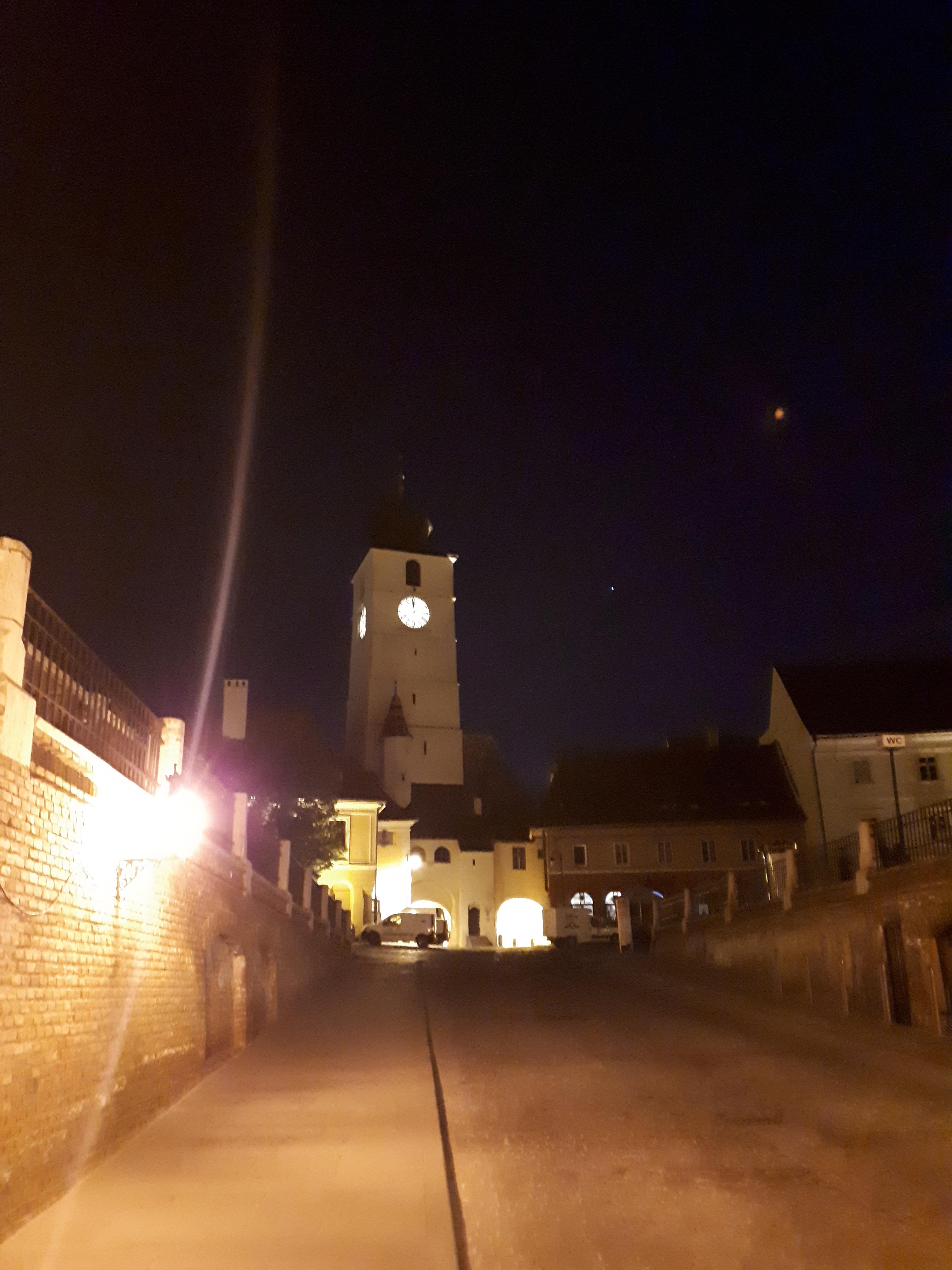 루마니아 시비우 거짓말의 다리에서 바라본 시의회 탑