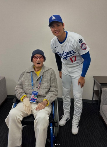 나가시마 시게오 감독과 오오타니 선수
(오오나티 선수의 인스타그램)